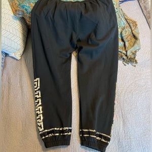 Victoria’s Secret PINK blink sweatpants